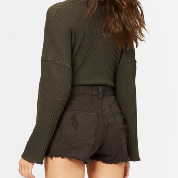 BillaBong Black Ripped Jean Shorts - Picture 5 of 5